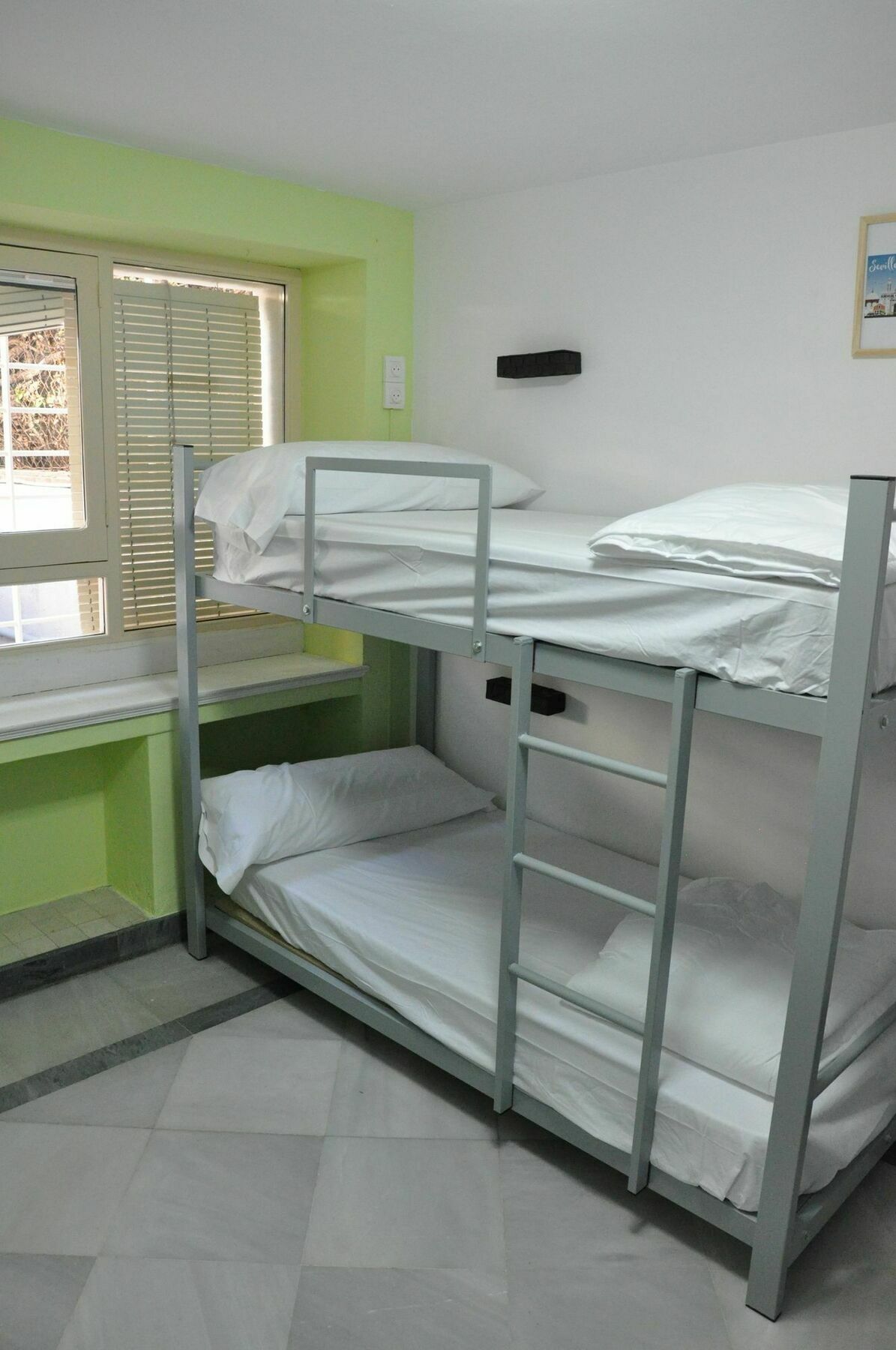 Lemon Garden Hostel Sevilla Ngoại thất bức ảnh